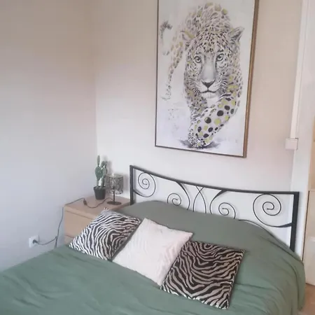 L'auberge Des Trois Lieux بيت للعطل *